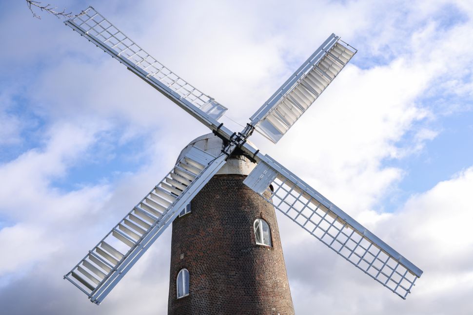 Canon RF 50mm f/1.8 STM Review 10 Canon EOS R5 + Canon RF 50mm f1.8 STM (1-160 seg, f8, ISO 500)