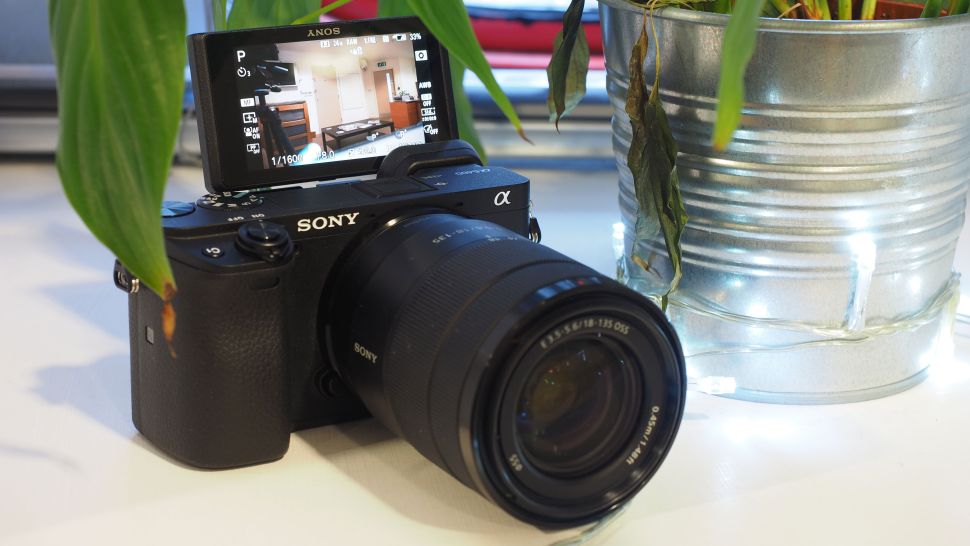 Sony Alpha 6400 Review 4 La clave del atractivo vlogger de la A6400 es su pantalla abatible
