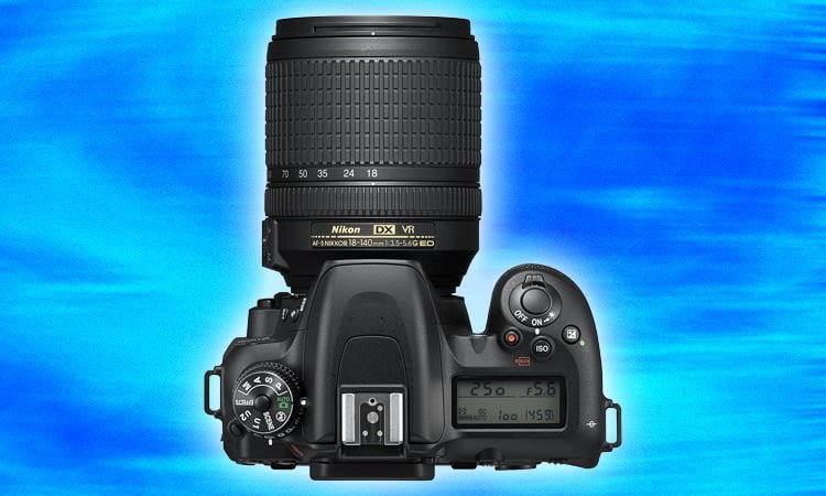 Nikon D7500