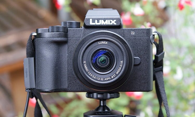 Panasonic Lumix G100