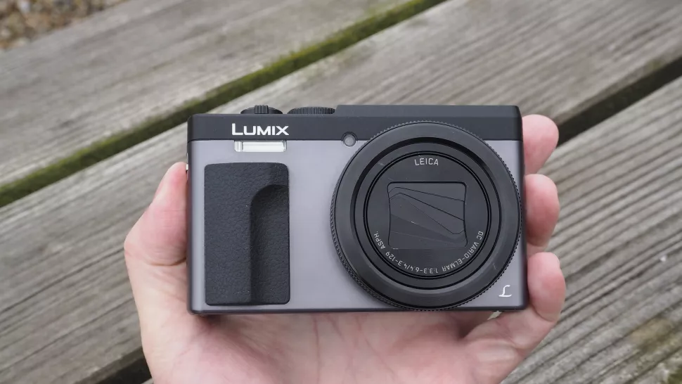 7 Mejores Cámaras por Menos de 500 Euros en 2023 8 Panasonic Lumix ZS70