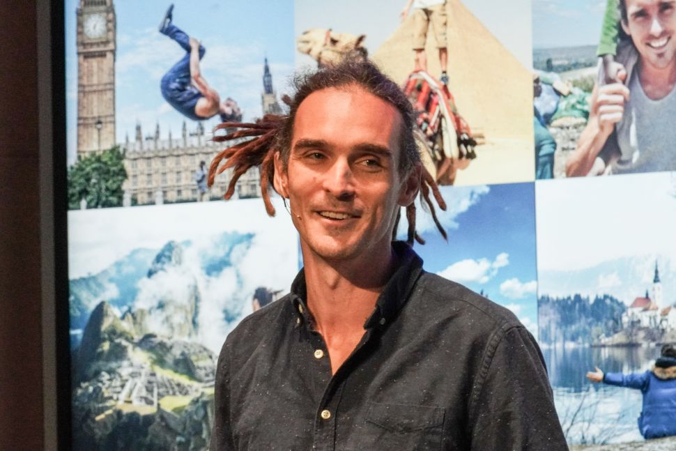 Sony A6600 + Sony E 70-350mm f4.5-6.3 G OSS 1-125sec a f13, ISO6400.