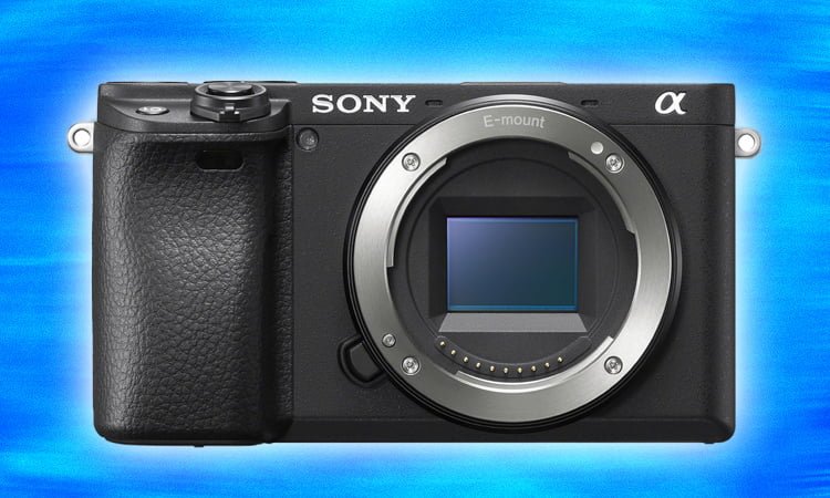 Sony Alpha 6400 Review 3 El sensor APS-C tiene la misma resolución de 24 MP que la A6000 original, pero cuenta con un sistema AF mucho más sofisticado, vídeo 4K y un procesador BIONZ X mejorado.